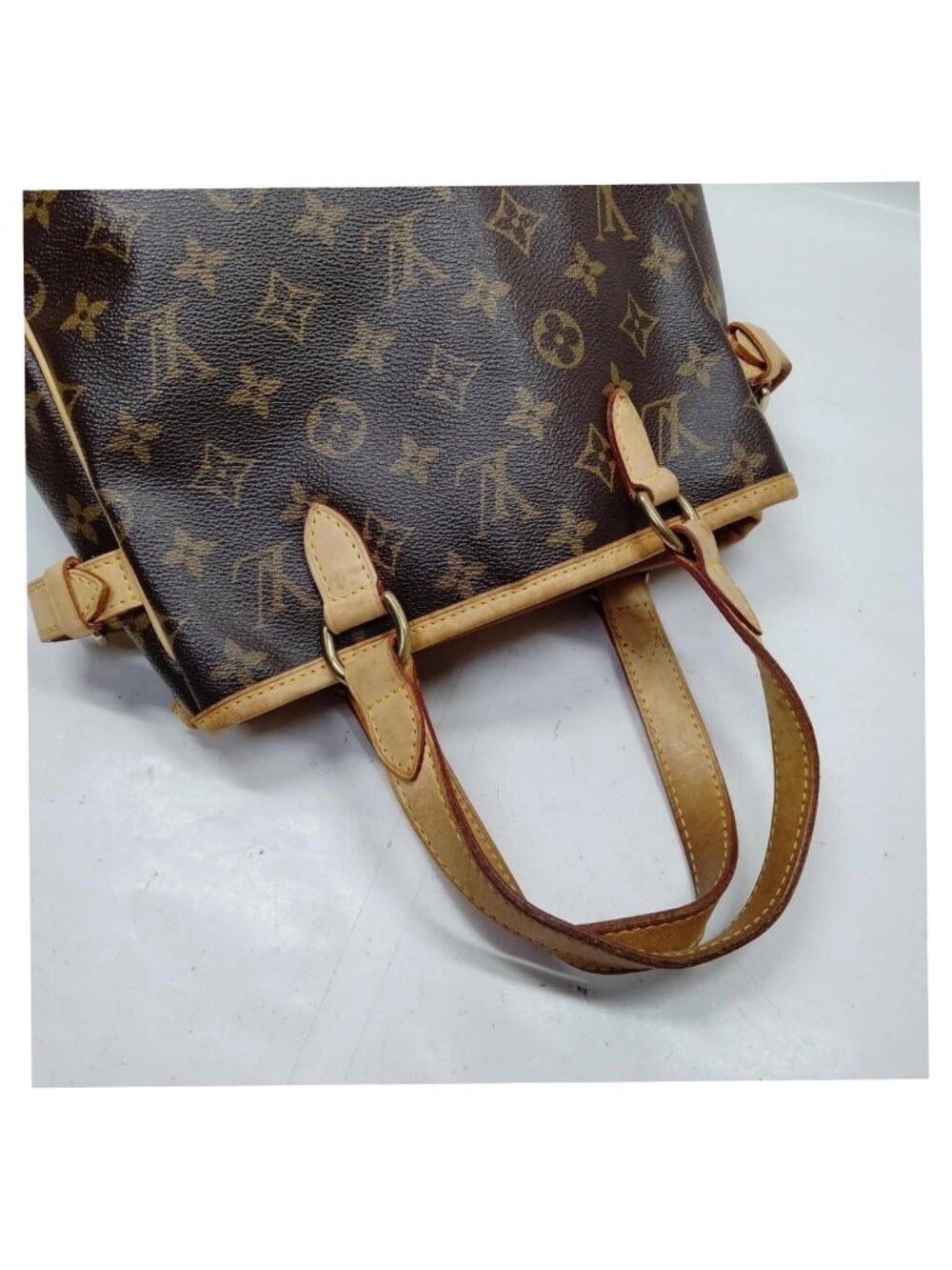 Authnetic Louis Vuitton Batignolles Vertical Monogram Canvas Tote Bag - Picture 6 of 16